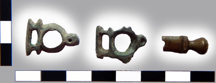 Давньоруські застібки, знайдені на території церкви Спаса на Берестові