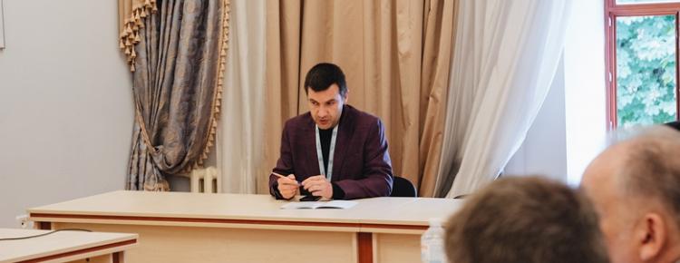 У Національному заповіднику “Києво-Печерська лавра” обговорили злочини проти релігійних громад на тимчасово окупованих територіях image 2