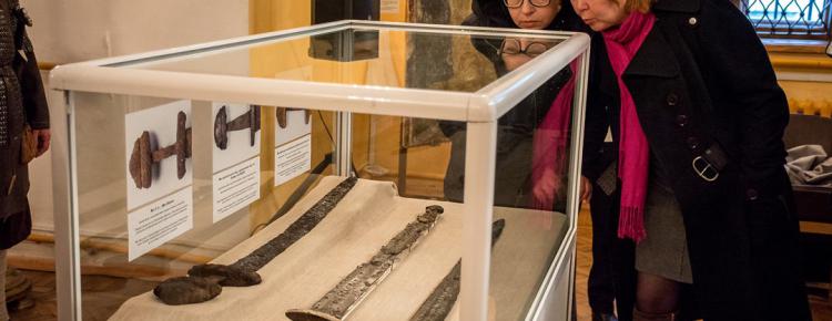 У Заповіднику відбулося вручення відзнак Мінкультури правоохоронцям, які викрили зловмисників, причетних до справи «Меча вікінга» зображення 14